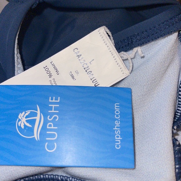 CUPSHE Bikini Top for Women Swimsuits Cut Out Crisscross Large NWOT - Picture 7 of 8